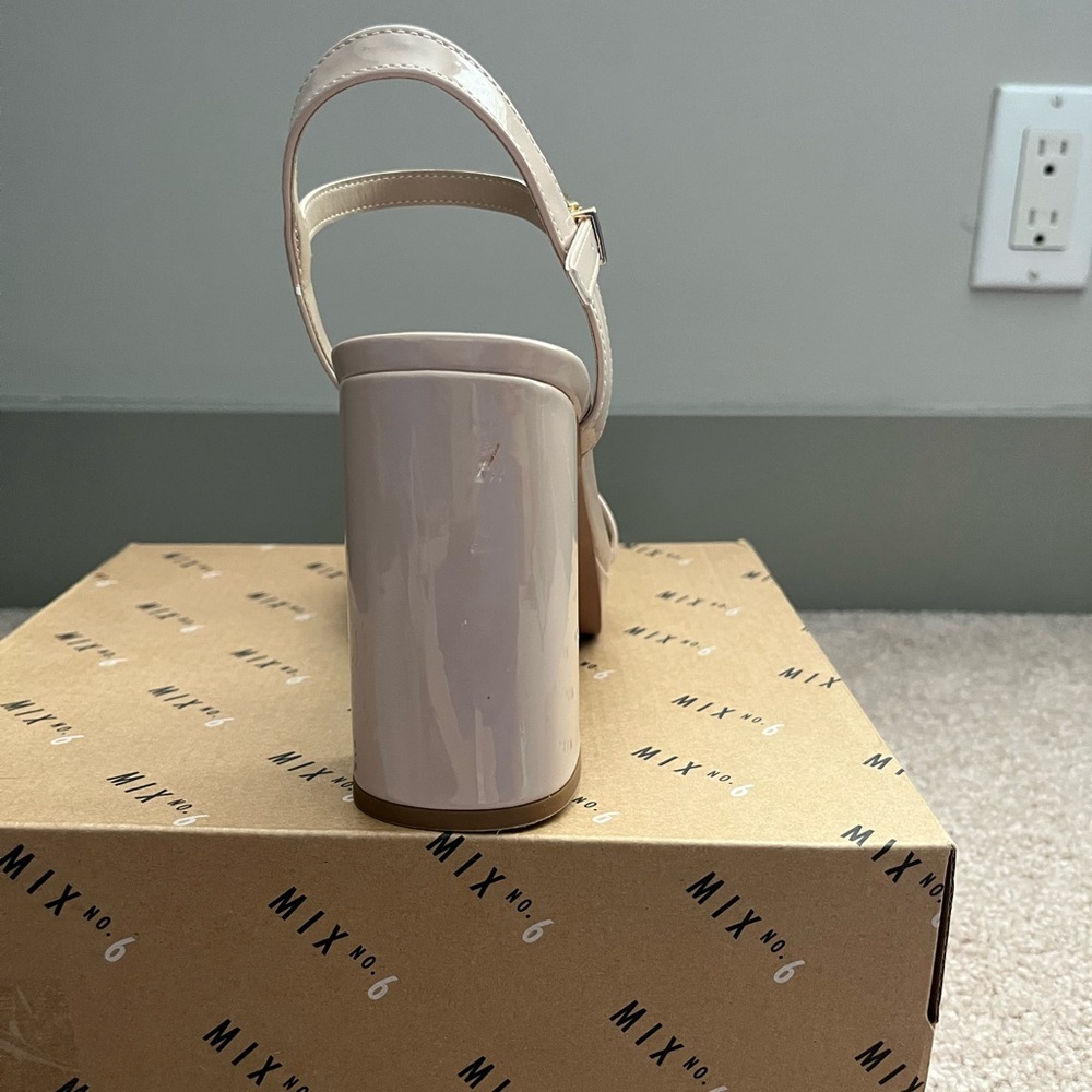 Mix No. 6 Women's Sundra Platform Sandal - Picture 3 of 5